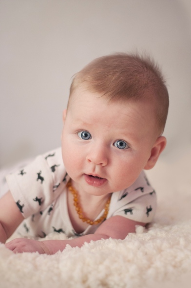portrait of baby boy with bright blue eyes session by jessica michelle photo